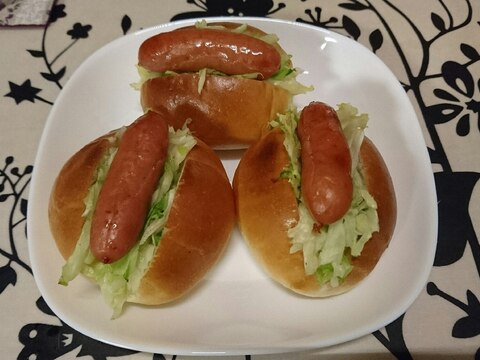 キャベツたっぷりバターロールで作るホットドッグ レシピ 作り方 By キジ猫 楽天レシピ